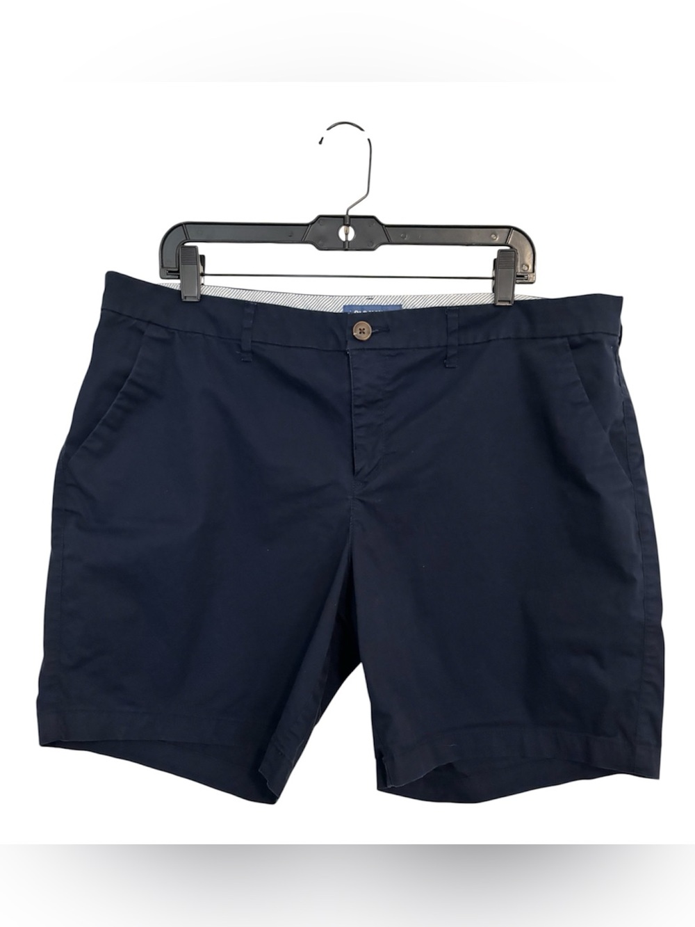 Old Navy 16 Women’s Navy Flat-Front Shorts
